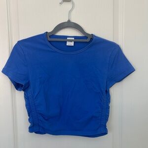 TNA Blue Cropped Ruched Short Sleeve T-Shirt